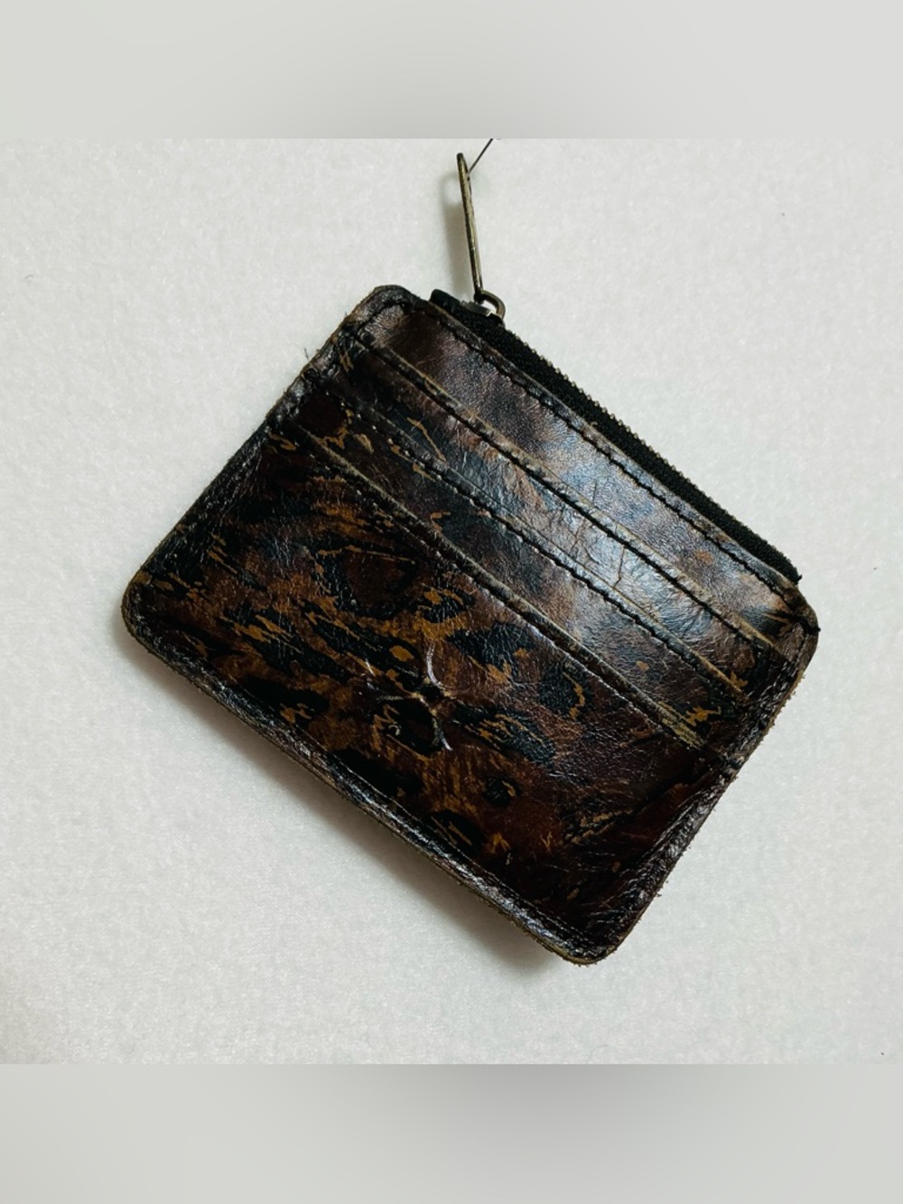 Patricia Nash Patricia Nash Distressed Leather Zip Card Case